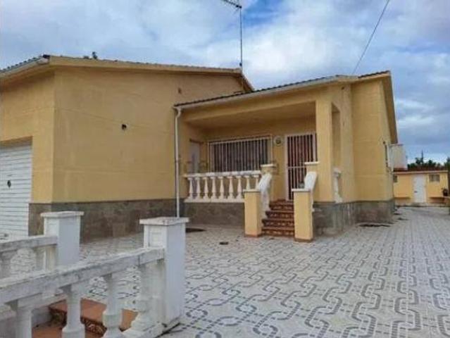 Chalet Venta El Vendrell, El Pèlag i El Puig