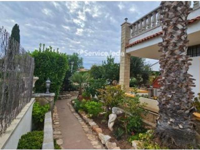 Chalet Venta El Vendrell, Els Masos