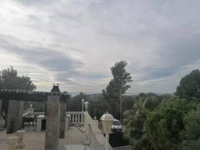 Chalet Venta El Vendrell, Els Masos