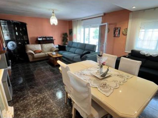 Chalet Venta El Vendrell, Els Masos