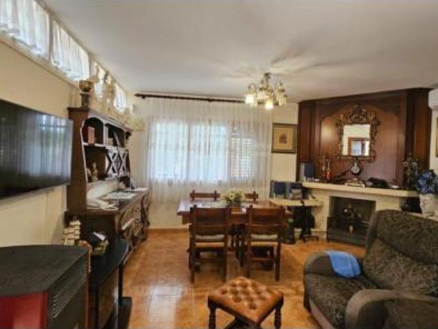Chalet Venta El Vendrell, Els Masos