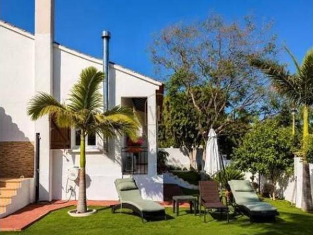 Chalet Venta El Vendrell, Els Masos