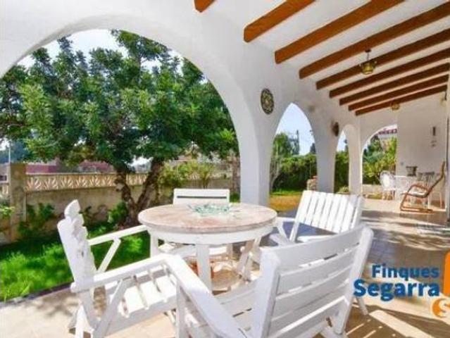 Chalet Venta El Vendrell, Els Masos