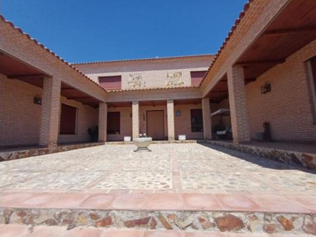Chalet Venta Erustes, Erustes