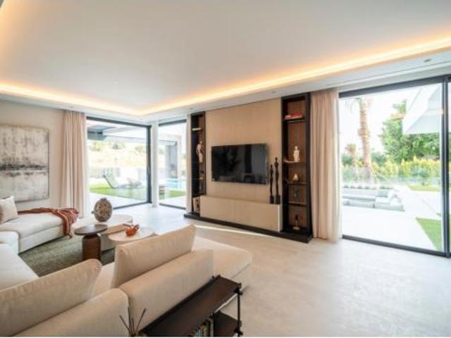 Chalet Venta Estepona, Seghers
