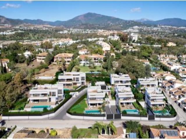 Chalet Venta Estepona, El Paraíso Atalaya Benamara