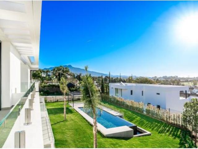 Chalet Venta Estepona, El Paraíso Atalaya Benamara