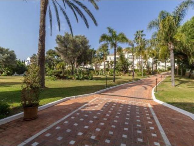 Chalet Venta Estepona, El Paraíso Atalaya Benamara
