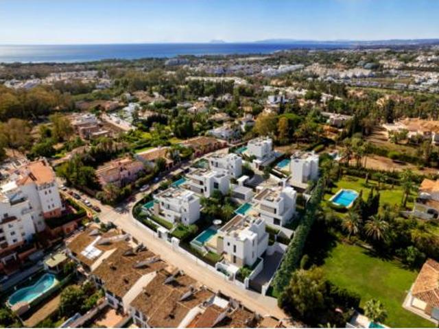 Chalet Venta Estepona, El Paraíso Atalaya Benamara