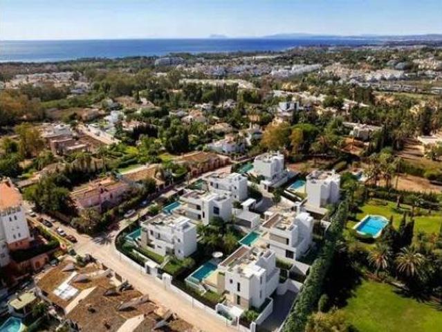 Chalet Venta Estepona, El Paraíso Atalaya Benamara
