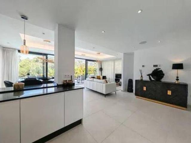 Chalet Venta Estepona, Selwo