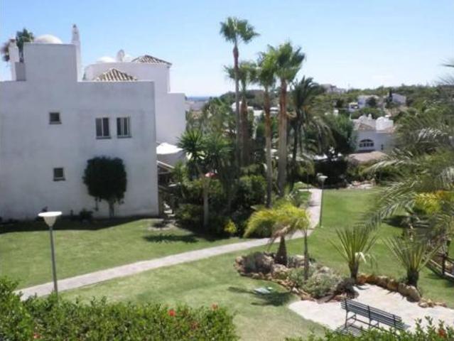 Chalet Venta Estepona, Selwo