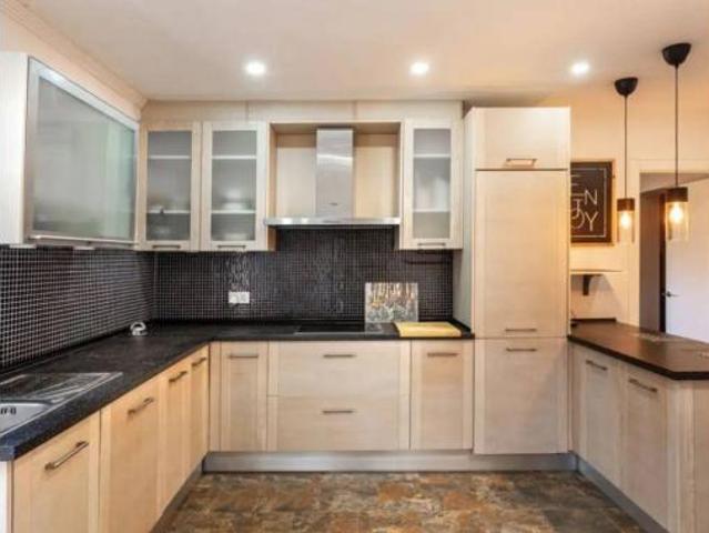 Chalet Venta Estepona, Selwo