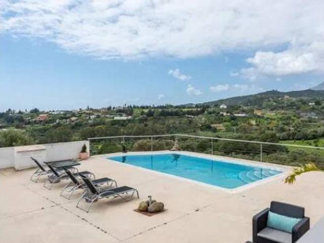 Chalet Venta Estepona, Selwo