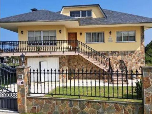 Chalet Venta Fene, Barallobre Santiago