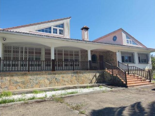Chalet Venta Ferrol, Parroquias