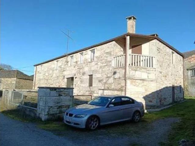 Chalet Venta Friol, Ousa