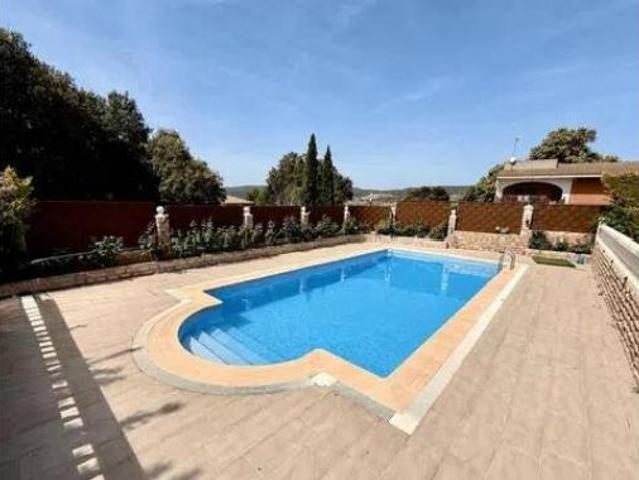 Chalet Venta Fuentenovilla, Fuentenovilla