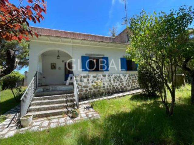 Chalet Venta Herradón de Pinares, La Cañada