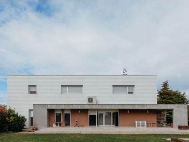 Chalet Venta Huesca Capital, Pedanías