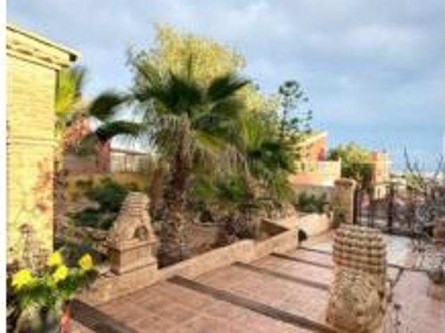Chalet Venta Huércal de Almería, Urbanización Club de Tenis