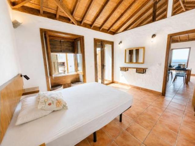 Chalet Venta Icod de Los Vinos, Canales