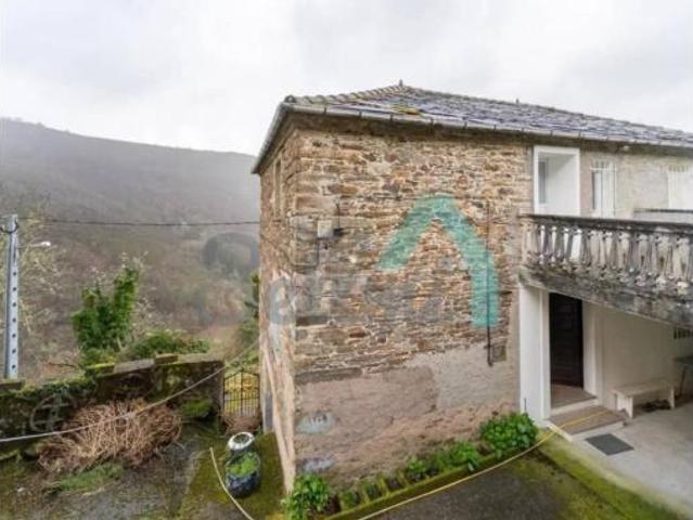 Chalet Venta Illano, Illano