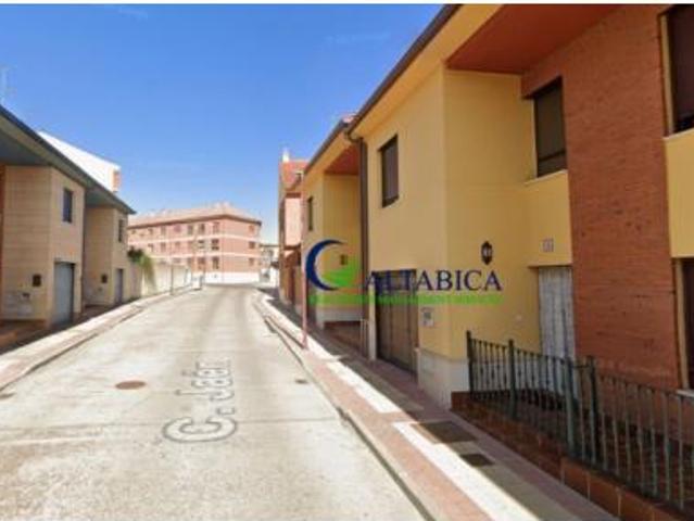 Chalet Venta Íscar, Íscar