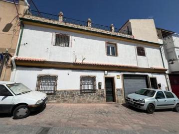 Chalet Venta Jaén Capital, Ctra. de Circunvalación La Magdalena