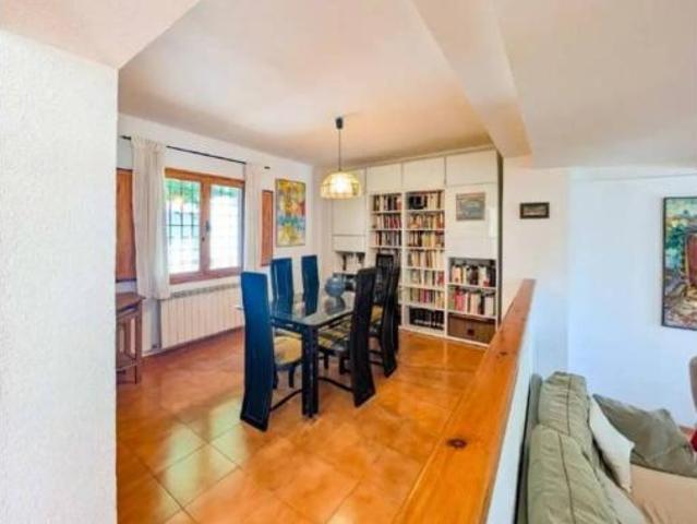 Chalet Venta Jun, Jun