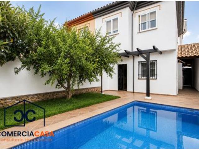 Chalet Venta Jun, Jun