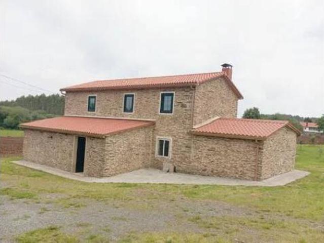Chalet Venta O Pino, A Baixa Castrofeito