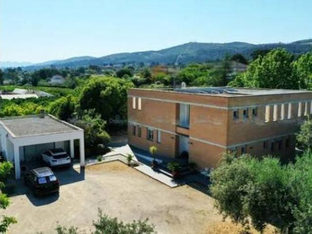 Chalet Venta Ontinyent, La Vila Centre