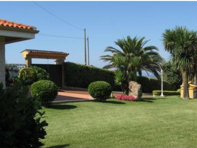Chalet Venta Oia, Mougas