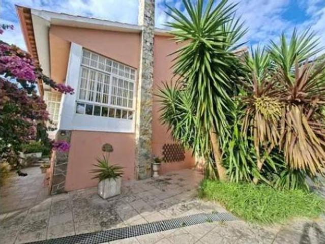 Chalet Venta Oia, Burgueira