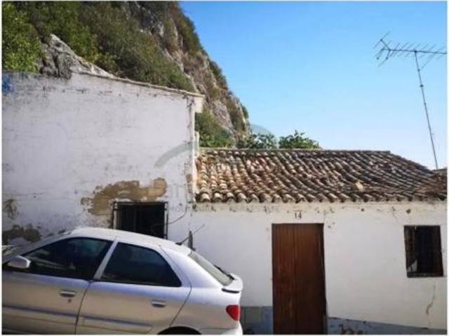 Chalet Venta Olvera, Olvera