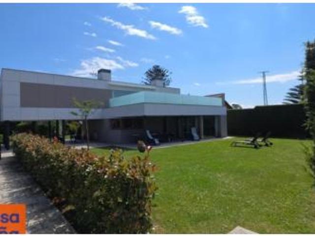 Chalet Venta Oleiros, Dexo Lorbé