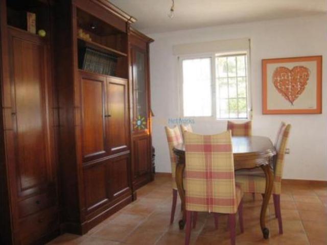 Chalet Venta Oliva, Oliva