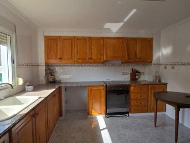 Chalet Venta Oliva, Nucli Urbà