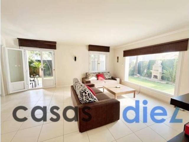 Chalet Venta Oliva, Oliva Nova