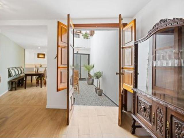 Chalet Venta Oliva, Nucli Urbà