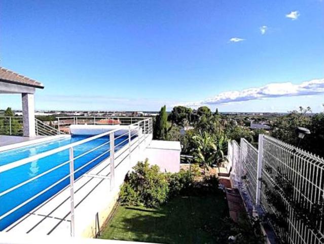 Chalet Venta Oliva, Nucli Urbà