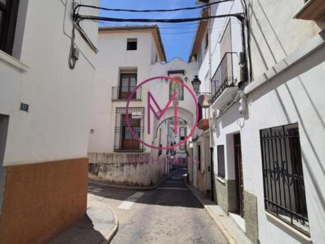 Chalet Venta Oliva, Nucli Urbà