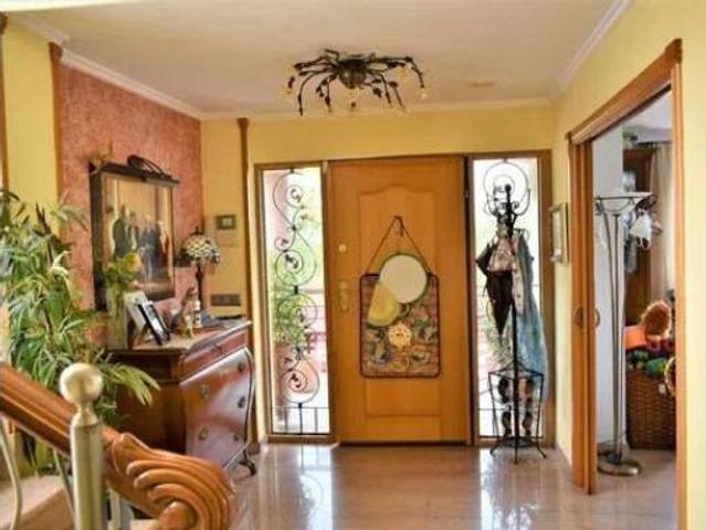 Chalet Venta Oliva, Nucli Urbà