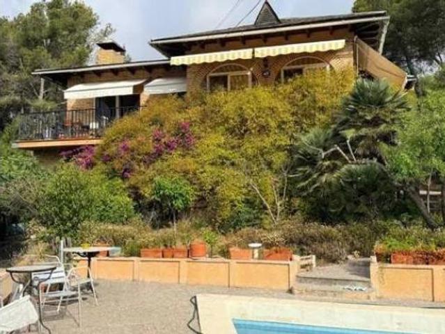 Chalet Venta Olivella, Olivella