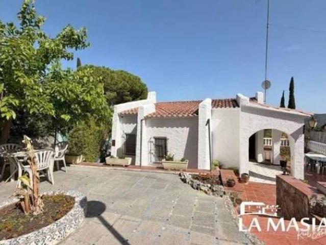 Chalet Venta Olivella, Olivella