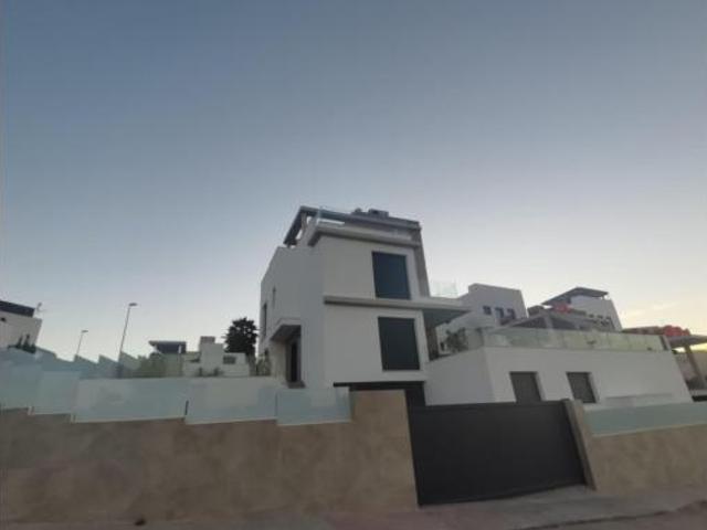 Chalet Venta Orihuela, Dehesa de Campoamor Aguamarina