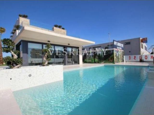 Chalet Venta Orihuela, Dehesa de Campoamor Aguamarina