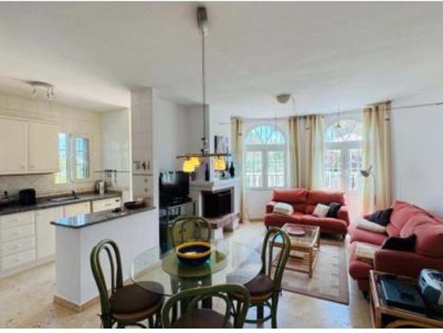 Chalet Venta Orihuela, Las Filipinas Villamartín Canal Norte