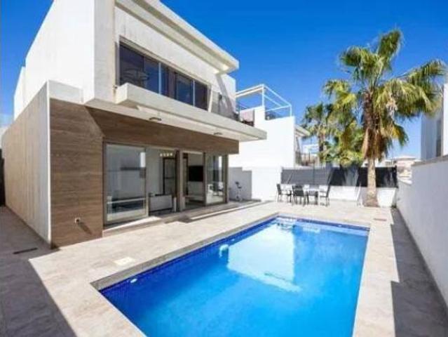 Chalet Venta Orihuela, Las Filipinas Villamartín Canal Norte